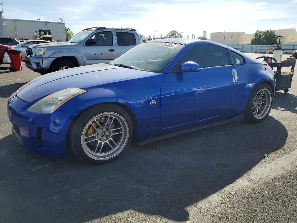 2004 NISSAN 350Z