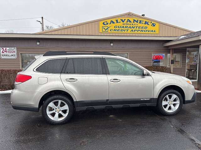 2014 SUBARU Outback
