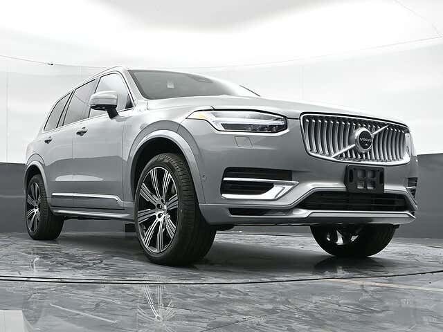2025 VOLVO XC90