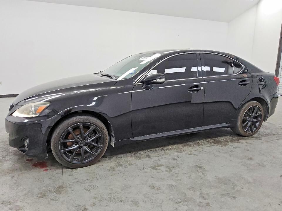 2011 LEXUS IS