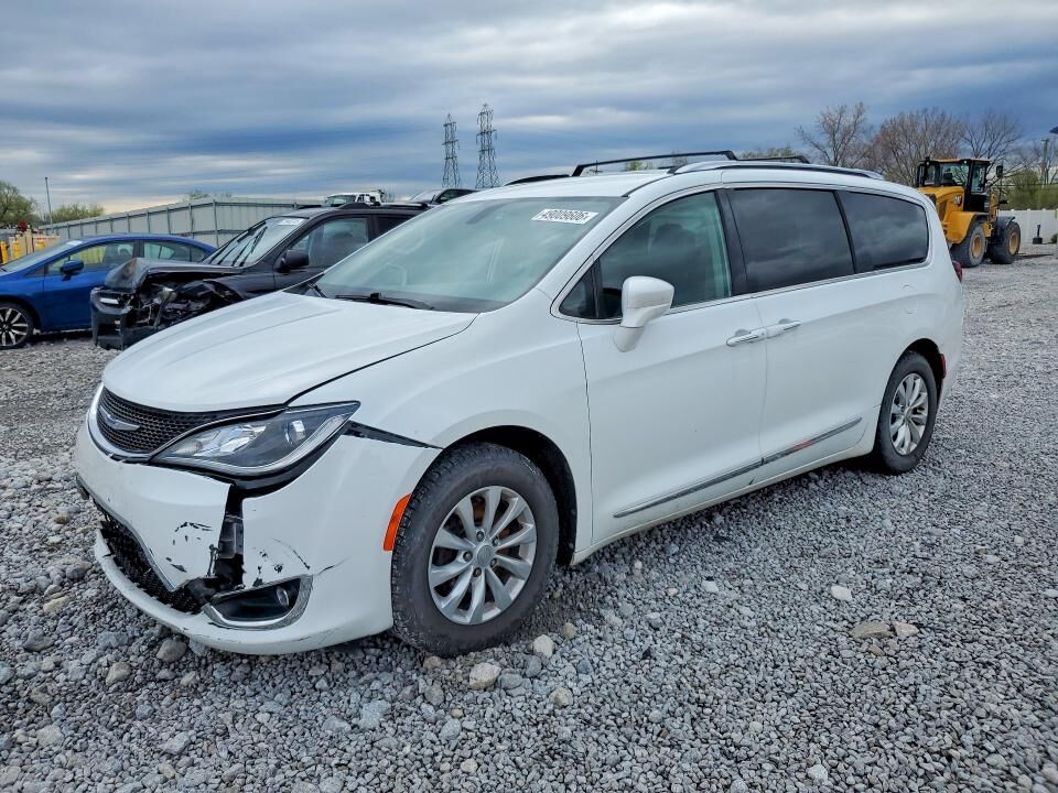 2019 CHRYSLER Pacifica