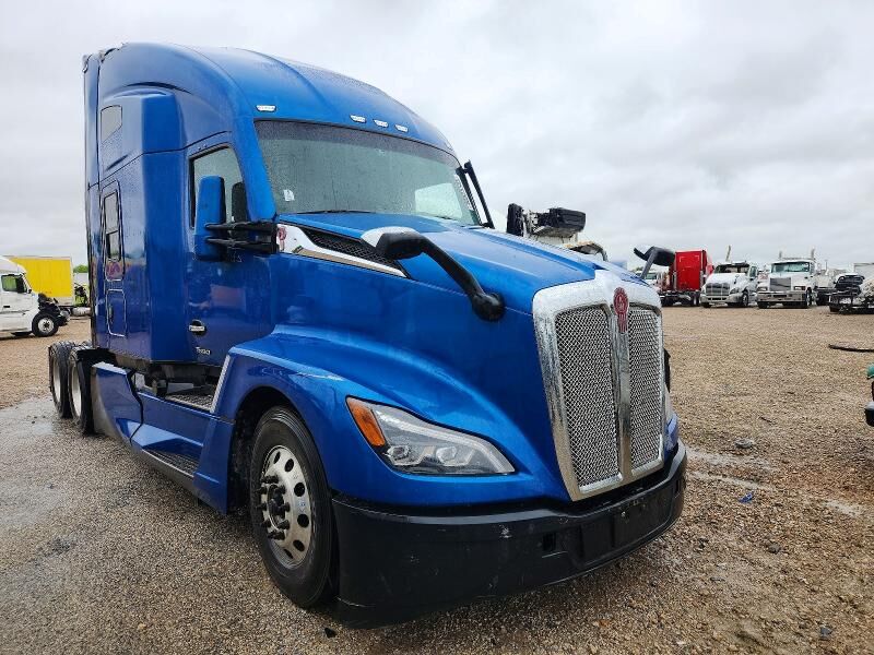 2023 KENWORTH T680