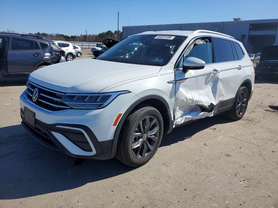 2022 VOLKSWAGEN Tiguan