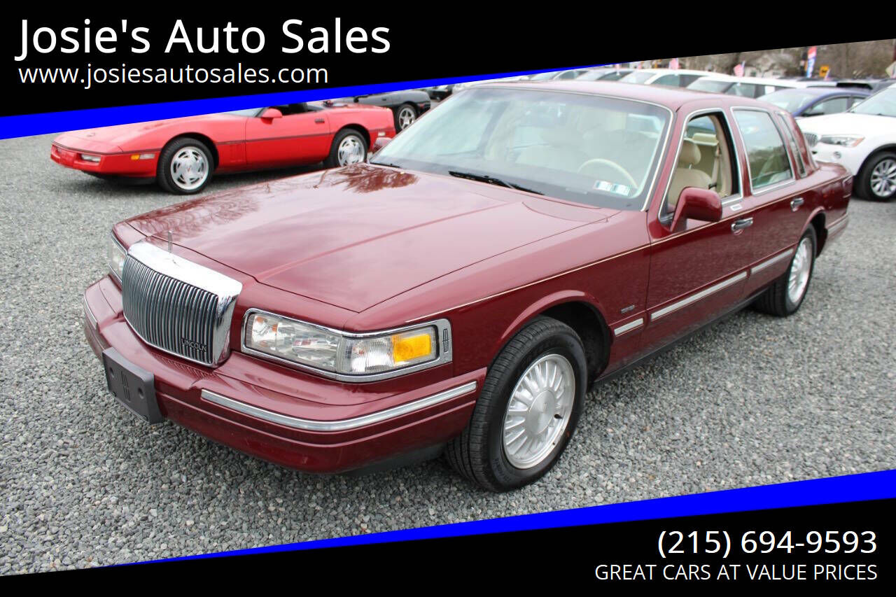 1996 LINCOLN Town Car
