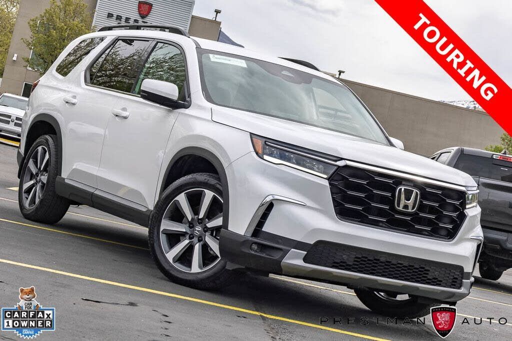 2025 HONDA Pilot