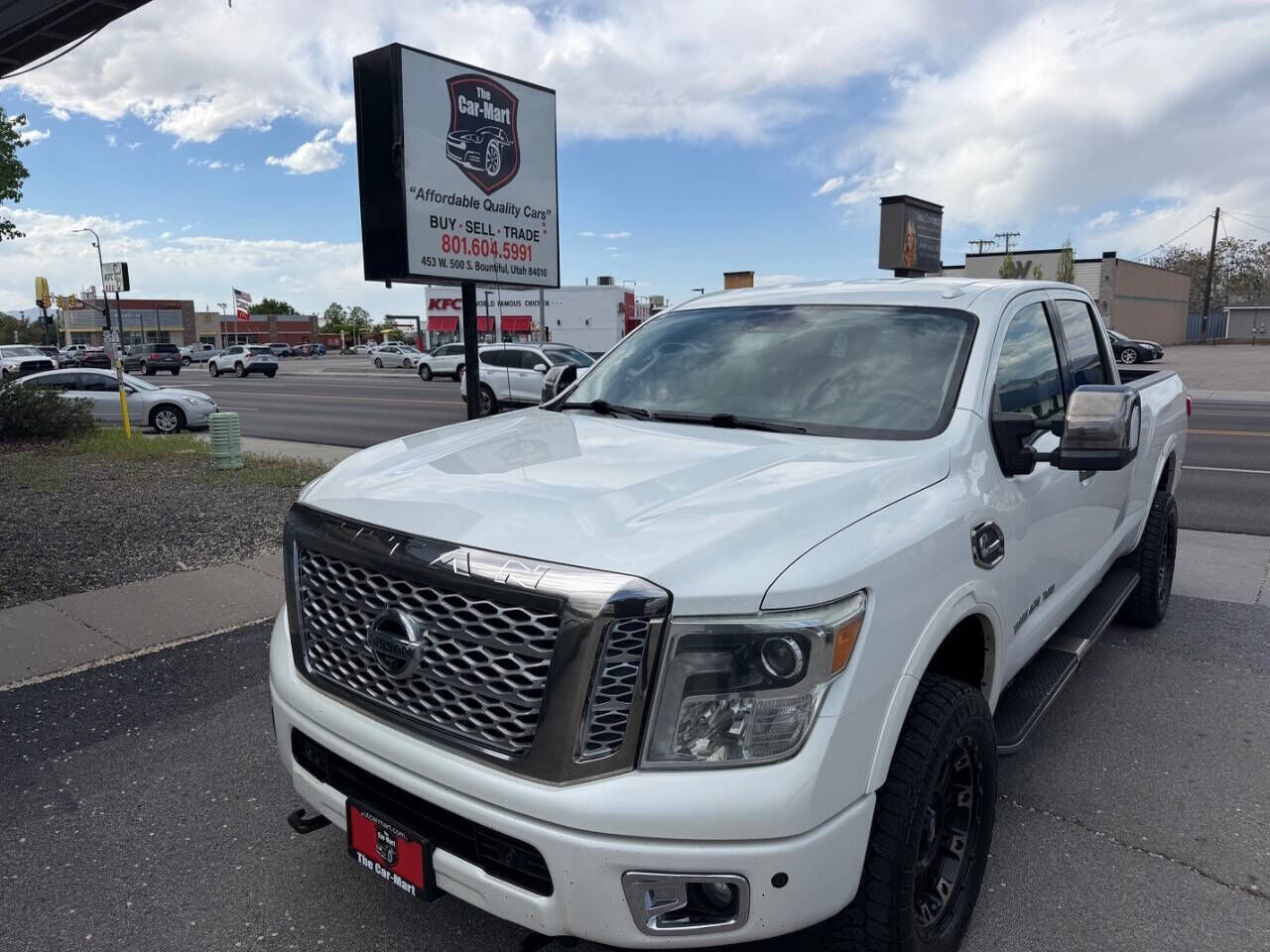 2016 NISSAN Titan