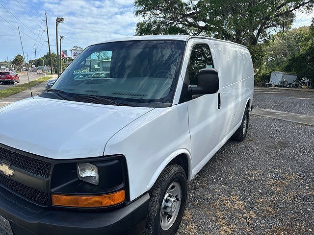 2011 CHEVROLET Express