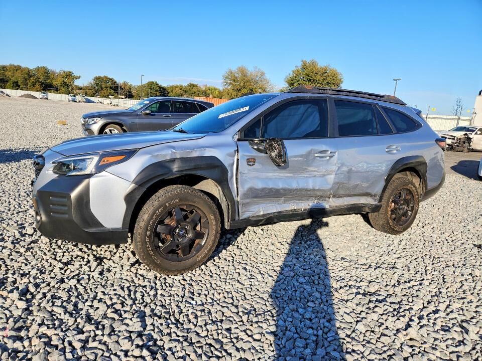 2023 SUBARU Outback