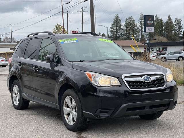2016 SUBARU Forester