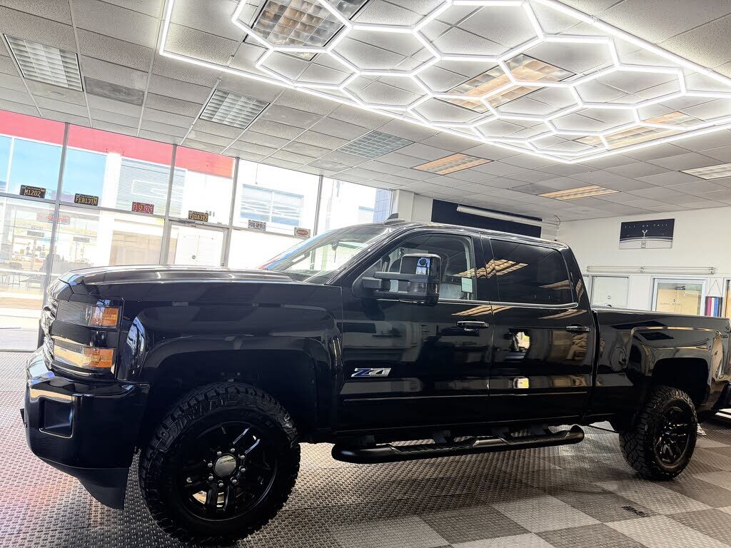 2017 CHEVROLET Silverado