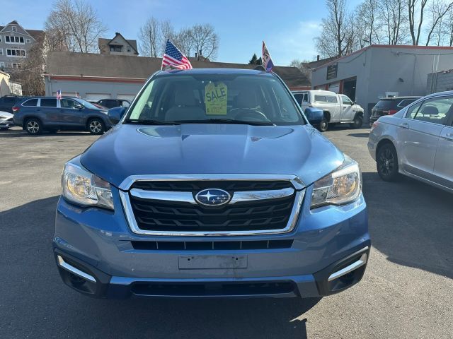 2017 SUBARU Forester