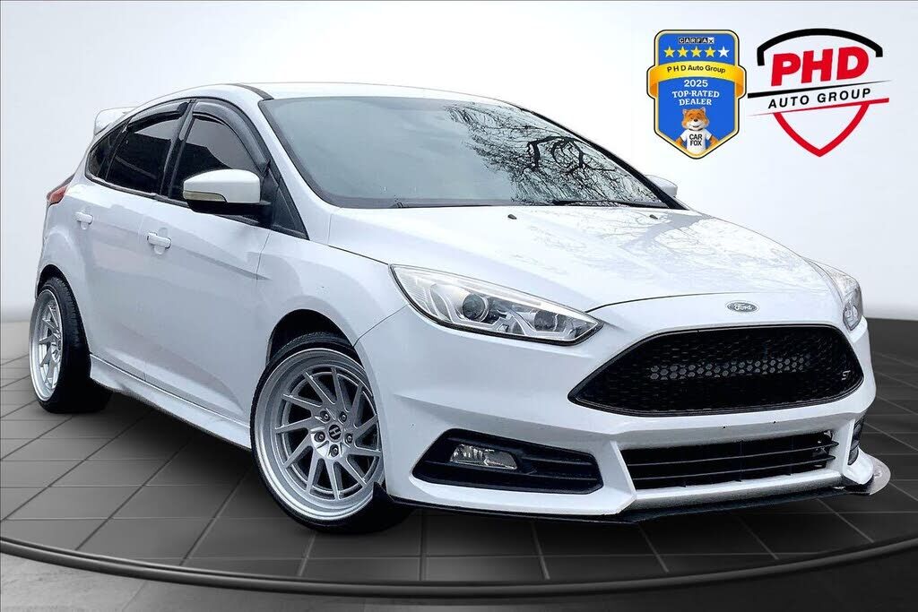 2016 FORD Focus