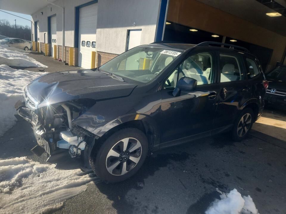 2018 SUBARU Forester