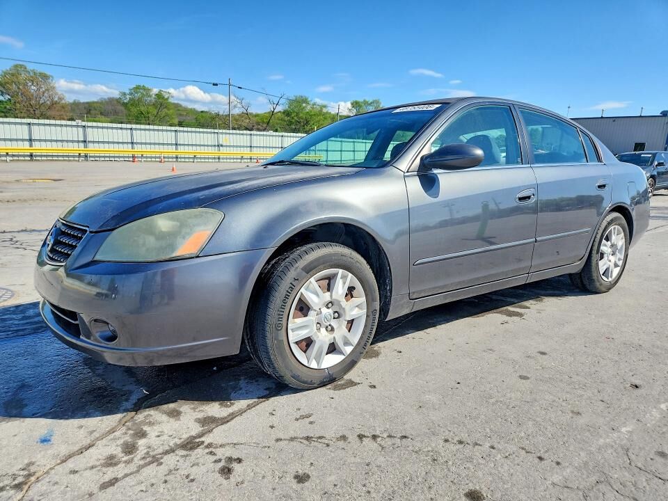 2005 NISSAN Altima