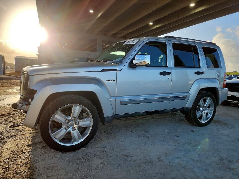 2011 JEEP Liberty