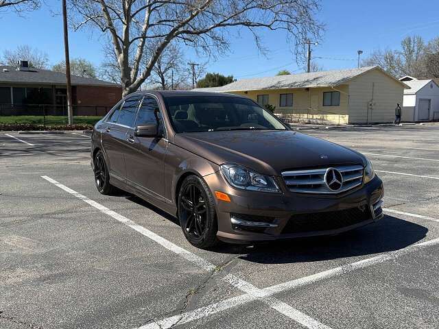 2013 MERCEDES-BENZ C-Class