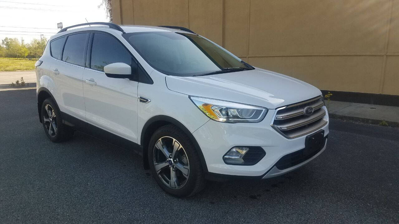 2017 FORD Escape