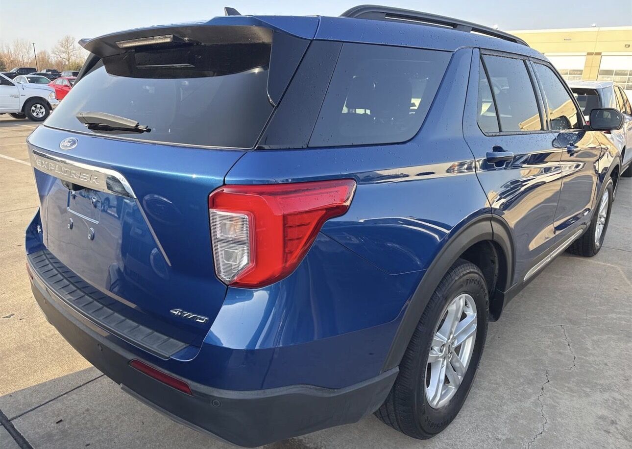 2022 FORD Explorer