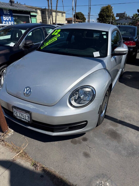 2012 VOLKSWAGEN Beetle
