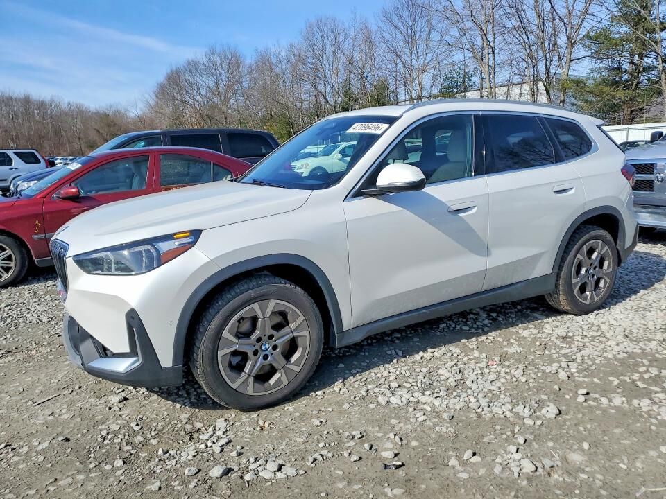 2023 BMW X1