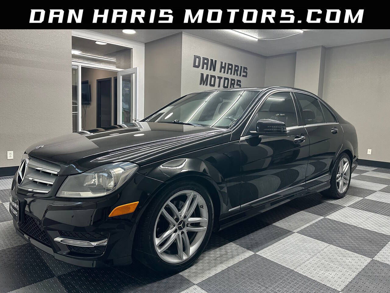 2012 MERCEDES-BENZ C-Class