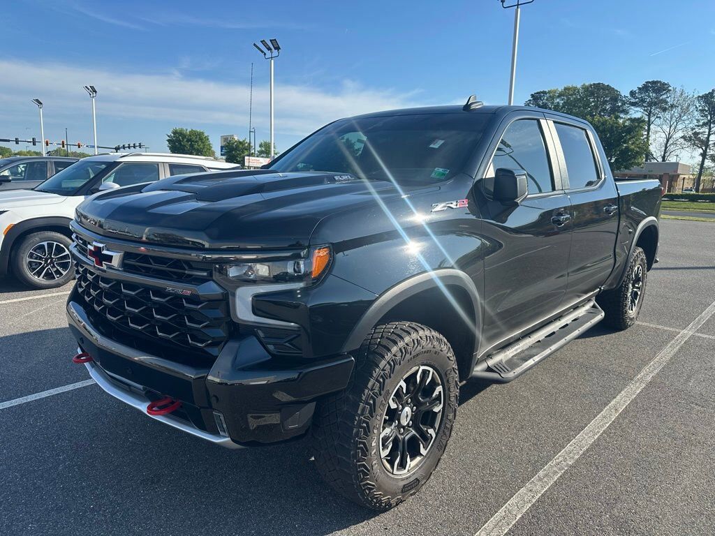 2025 CHEVROLET Silverado