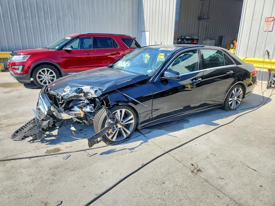 2016 MERCEDES-BENZ E-Class