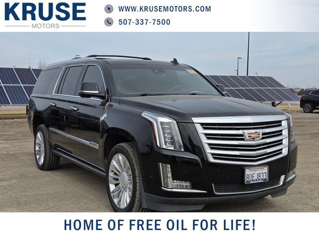 2017 CADILLAC Escalade ESV