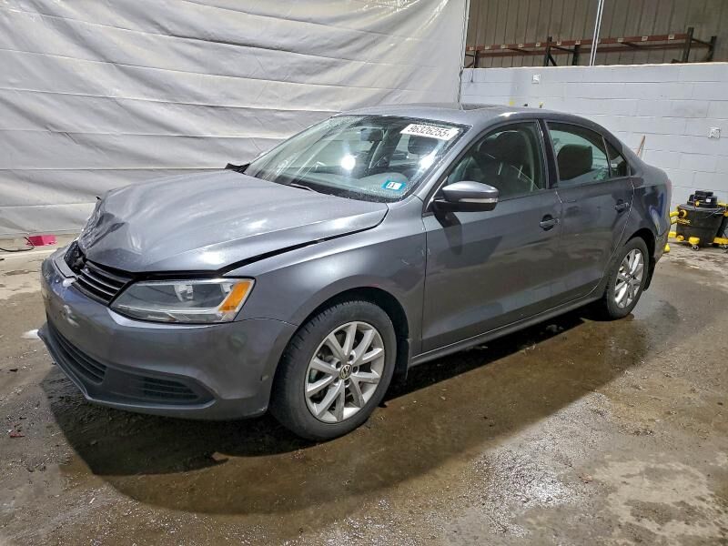 2012 VOLKSWAGEN Jetta