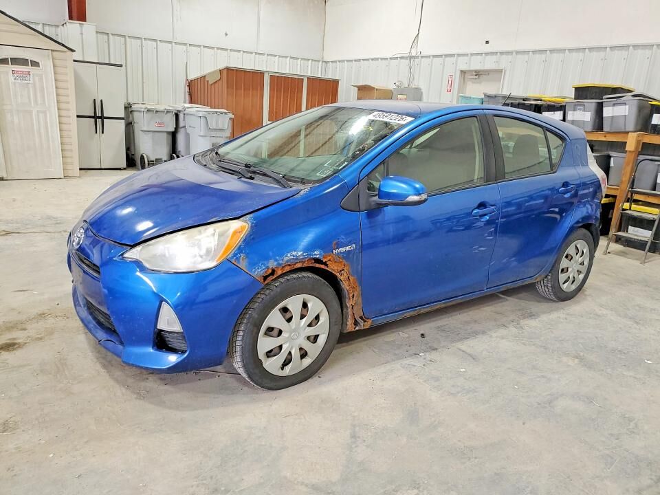 2014 TOYOTA Prius