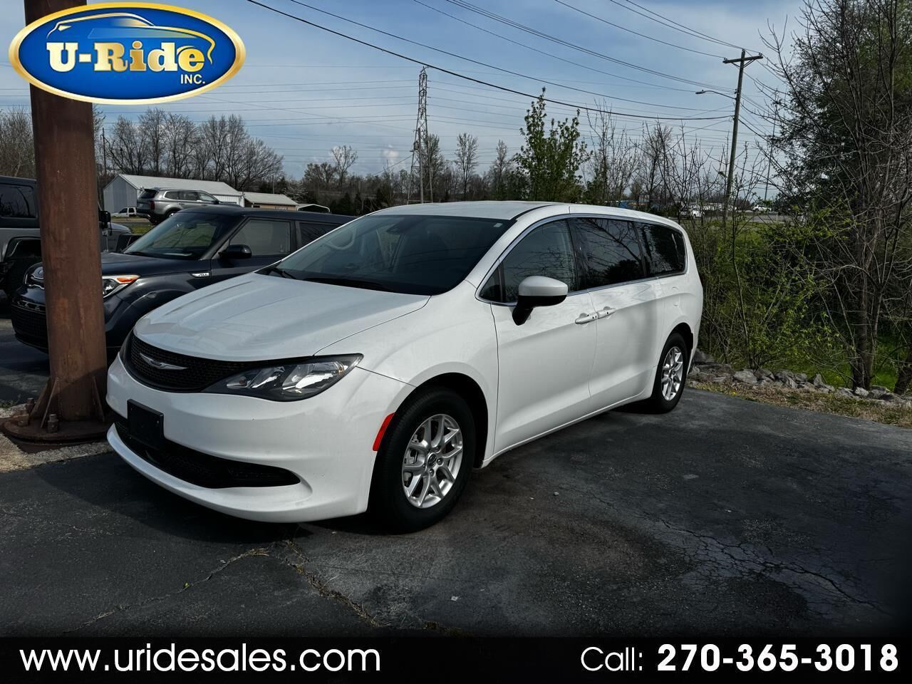 2023 CHRYSLER Voyager