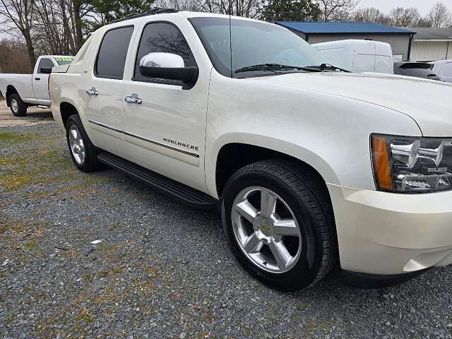 2012 CHEVROLET Avalanche