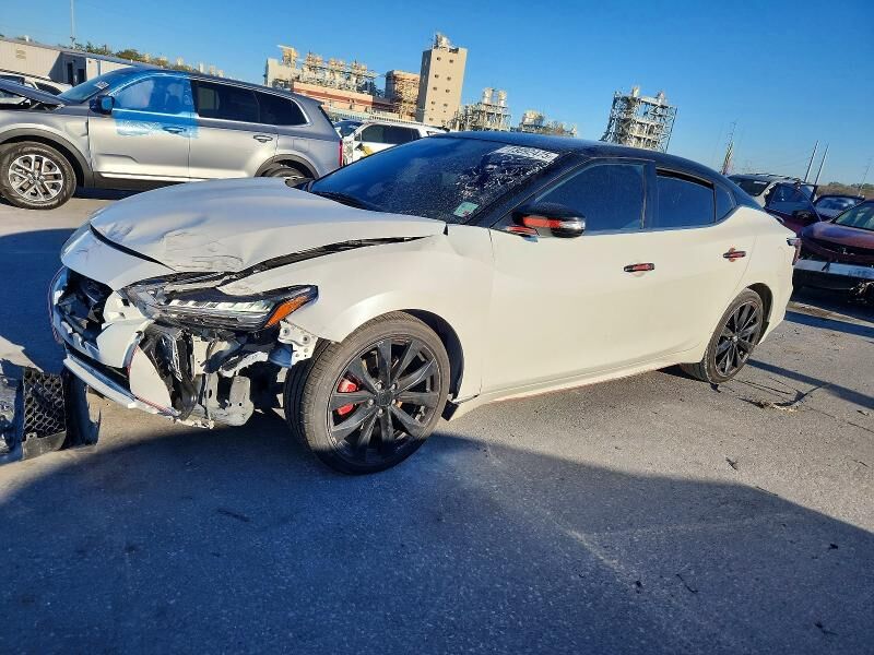 2019 NISSAN Maxima