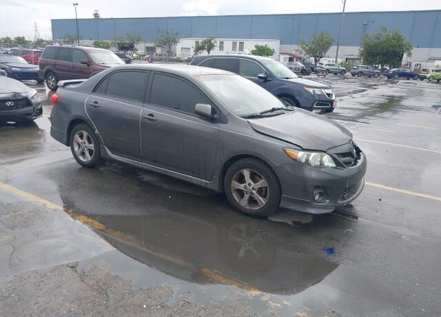 2012 TOYOTA Corolla