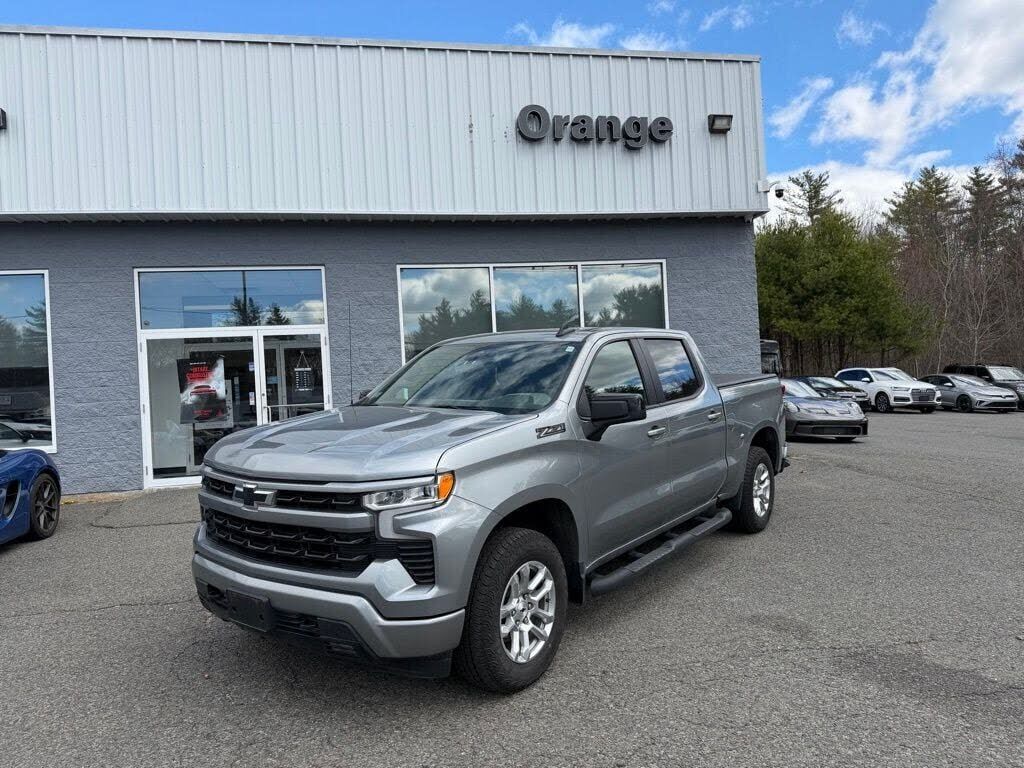 2024 CHEVROLET Silverado