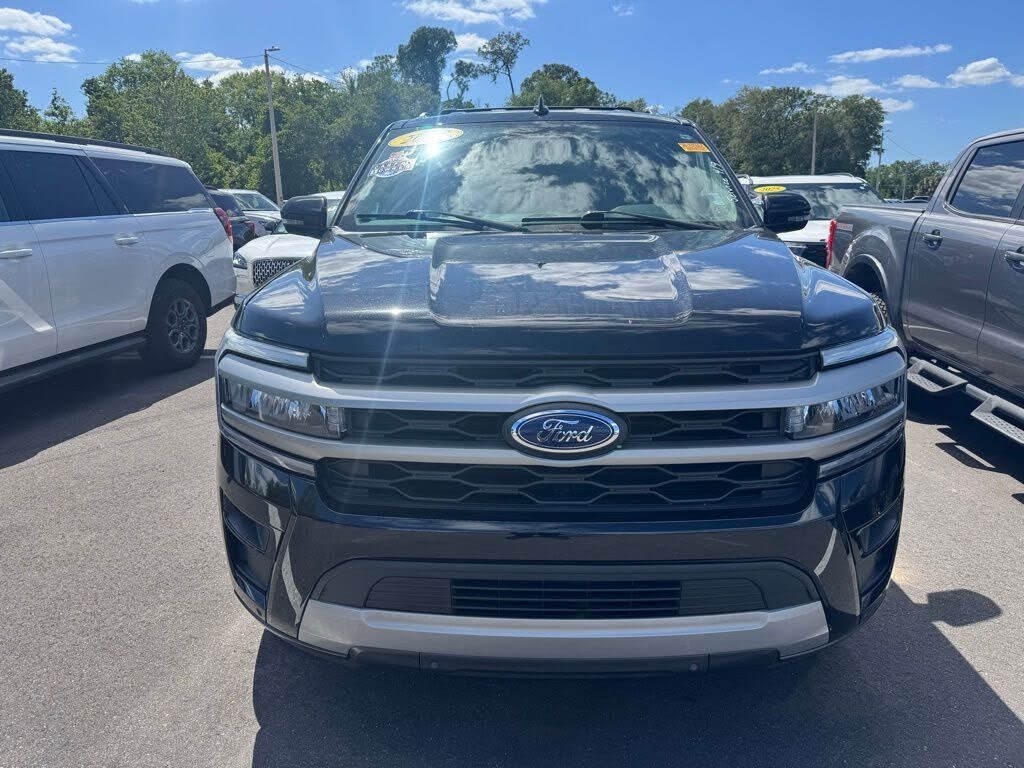 2023 FORD Expedition