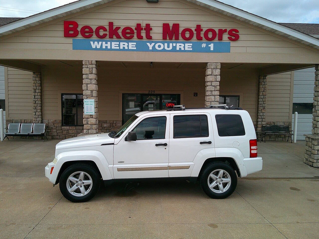 2012 JEEP Liberty