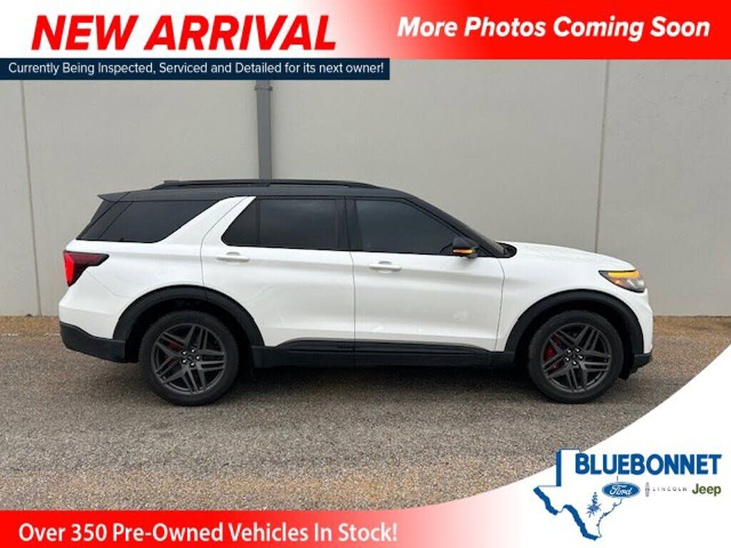2025 FORD Explorer