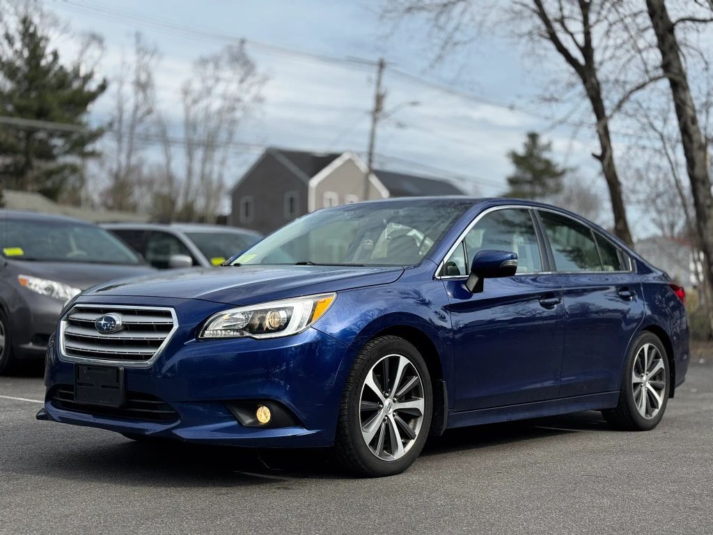 2016 SUBARU Legacy