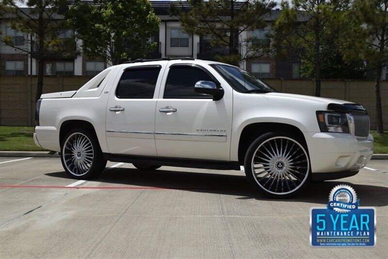 2012 CHEVROLET Avalanche