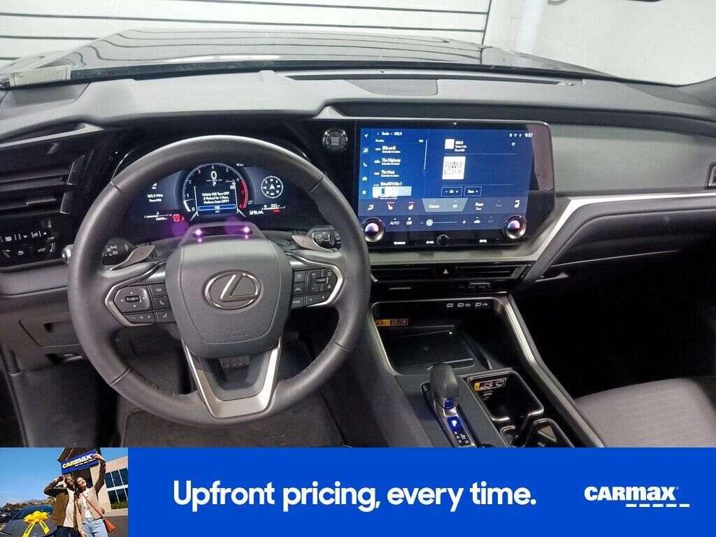 2025 LEXUS TX