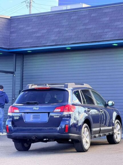 2014 SUBARU Outback