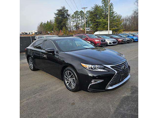 2017 LEXUS ES