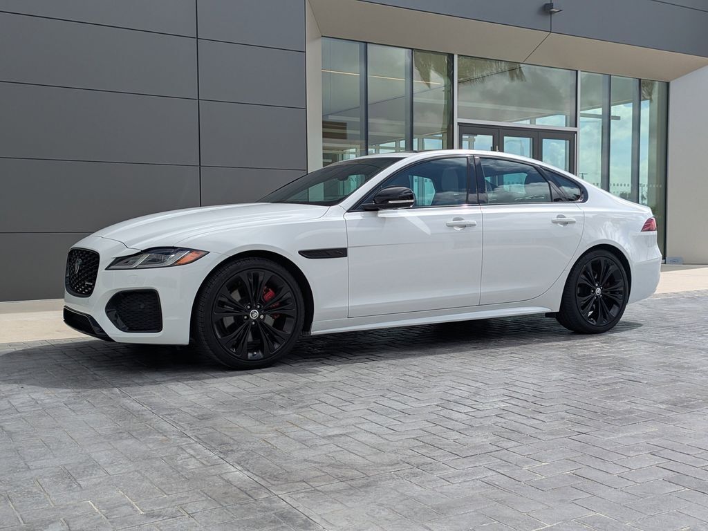 2024 JAGUAR XF