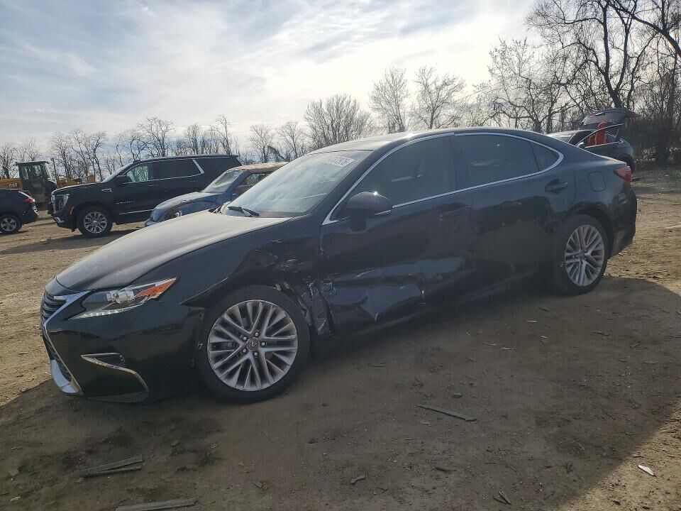 2016 LEXUS ES