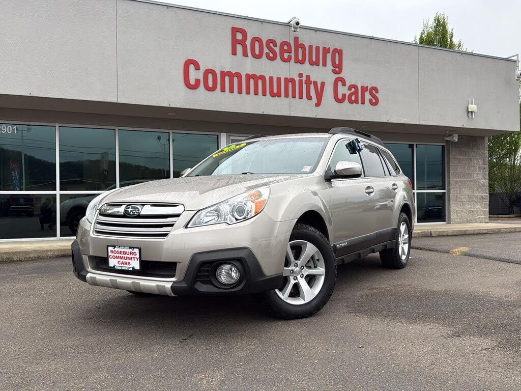 2014 SUBARU Outback