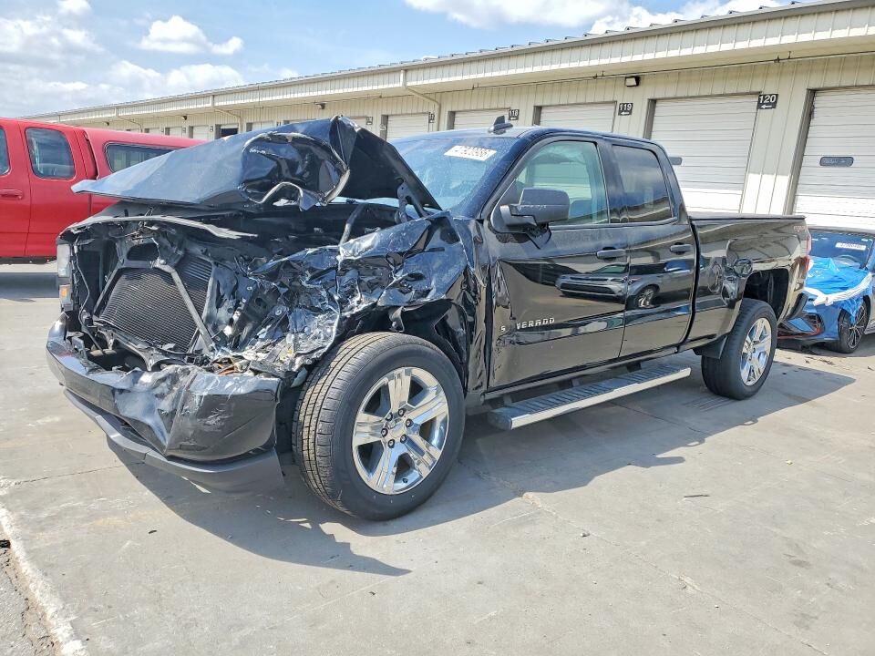 2017 CHEVROLET Silverado