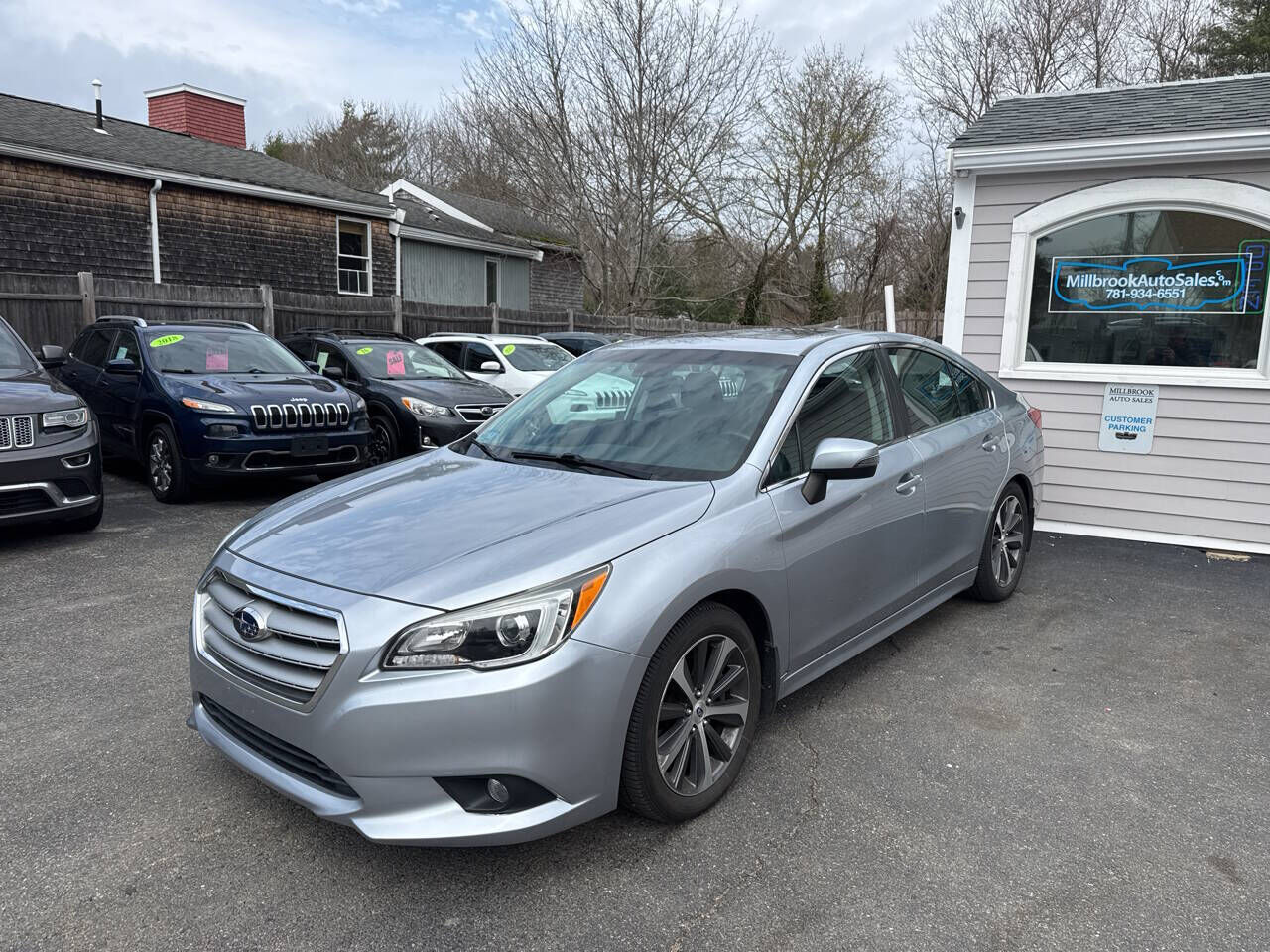 2016 SUBARU Legacy