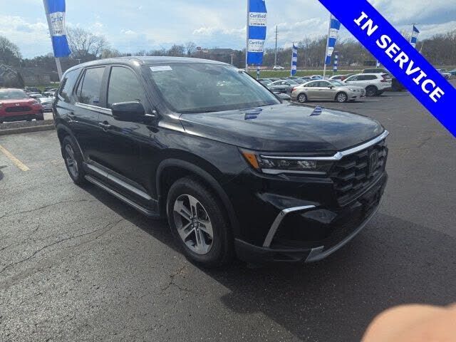 2023 HONDA Pilot