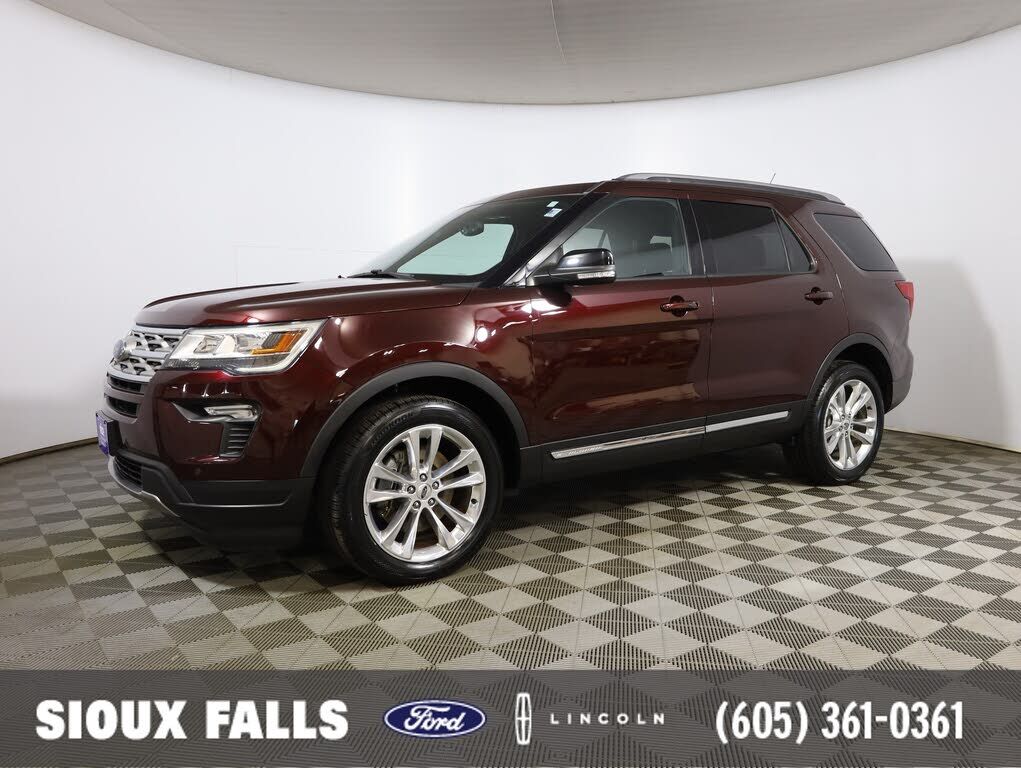 2018 FORD Explorer